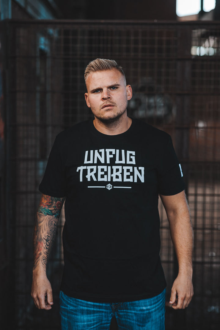 T-Shirt | UNFUG TREIBEN | black